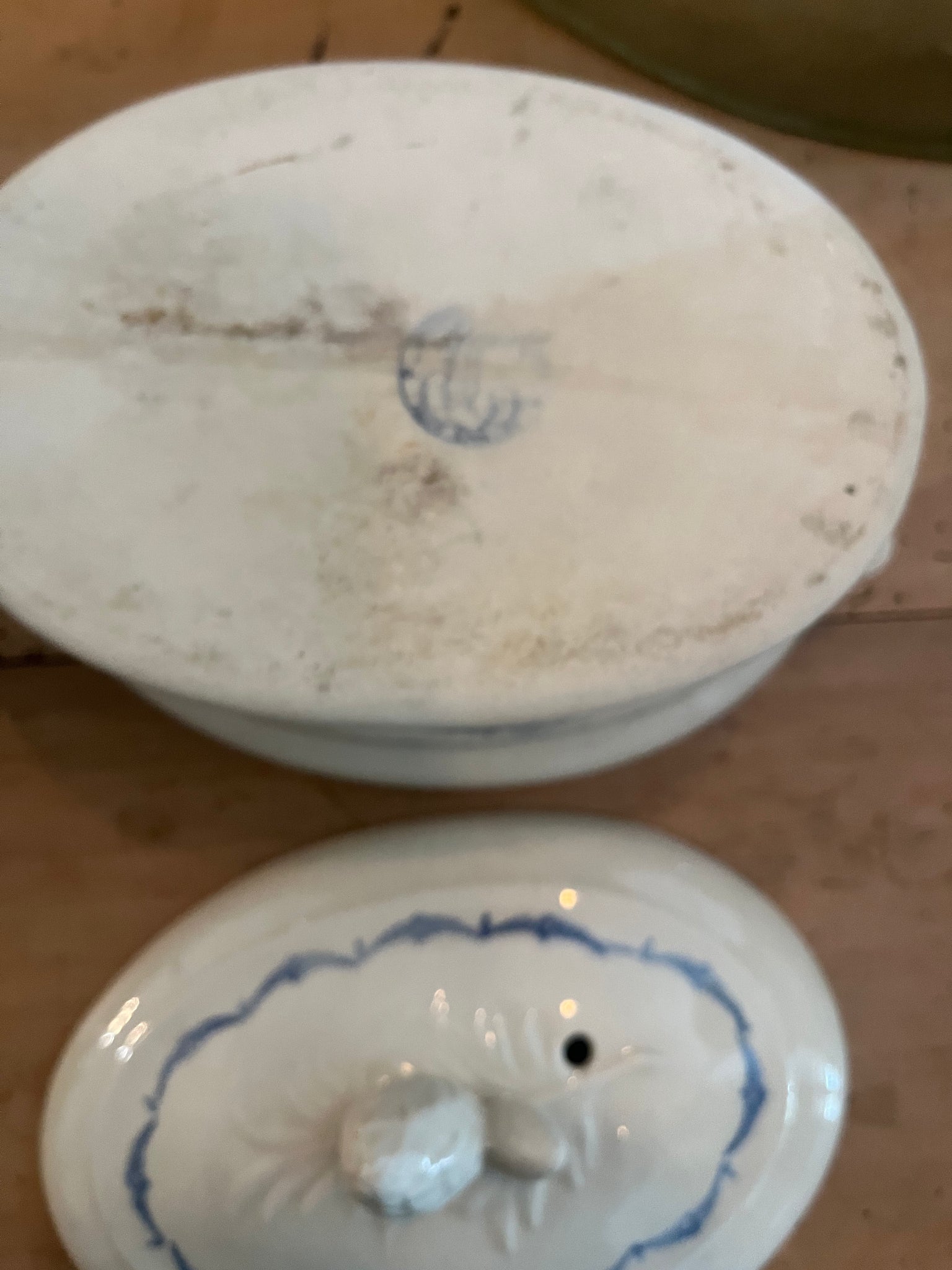 St uze antique tureen
