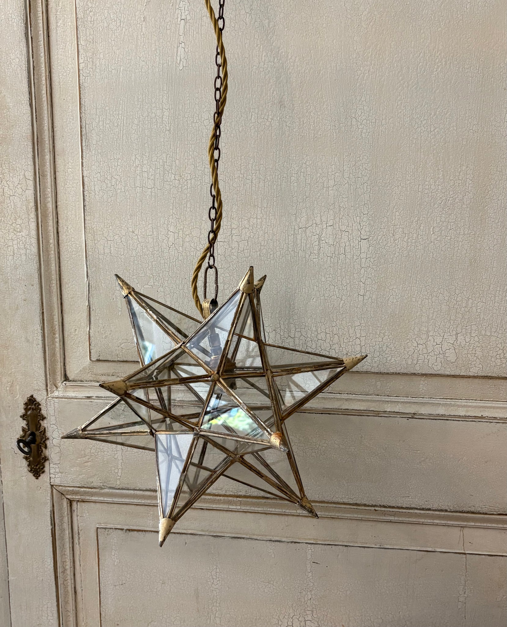 Antique star light
