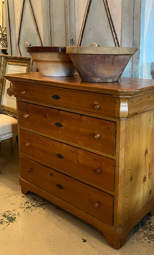 European pine chest drawers