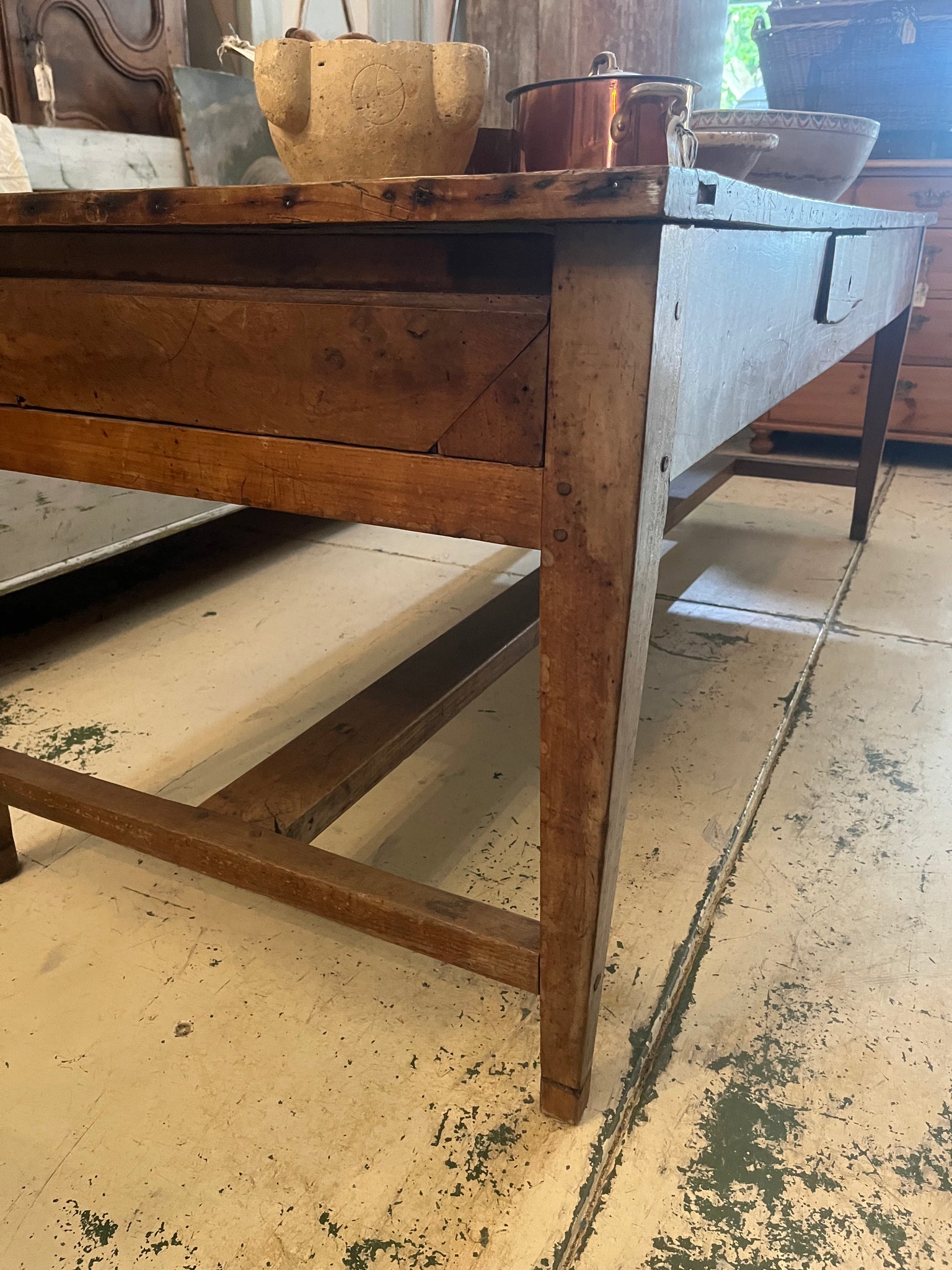 Antique French table