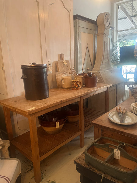 Antique pine table /workbench
