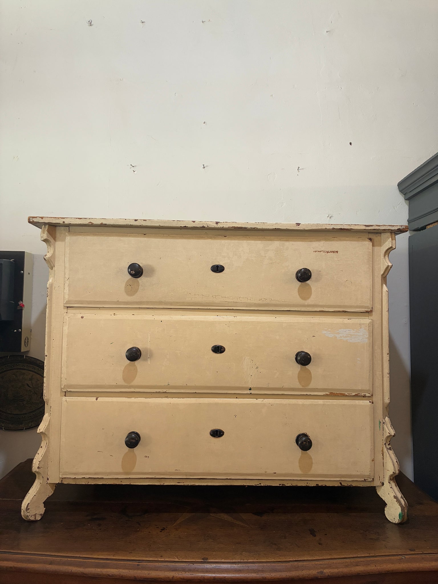 European chest drawers