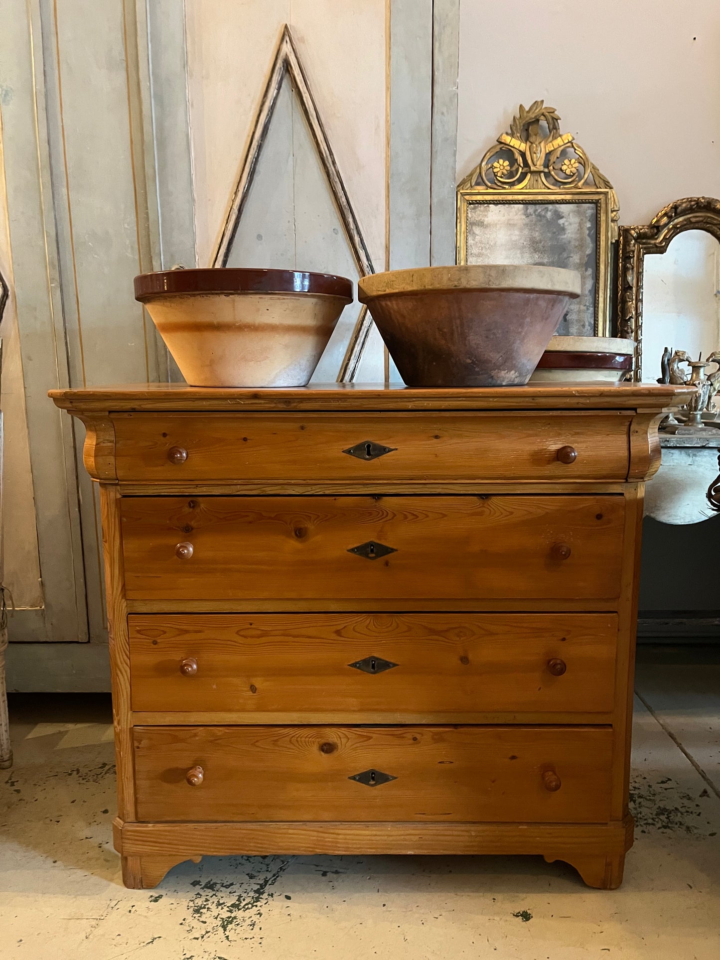 European pine chest drawers