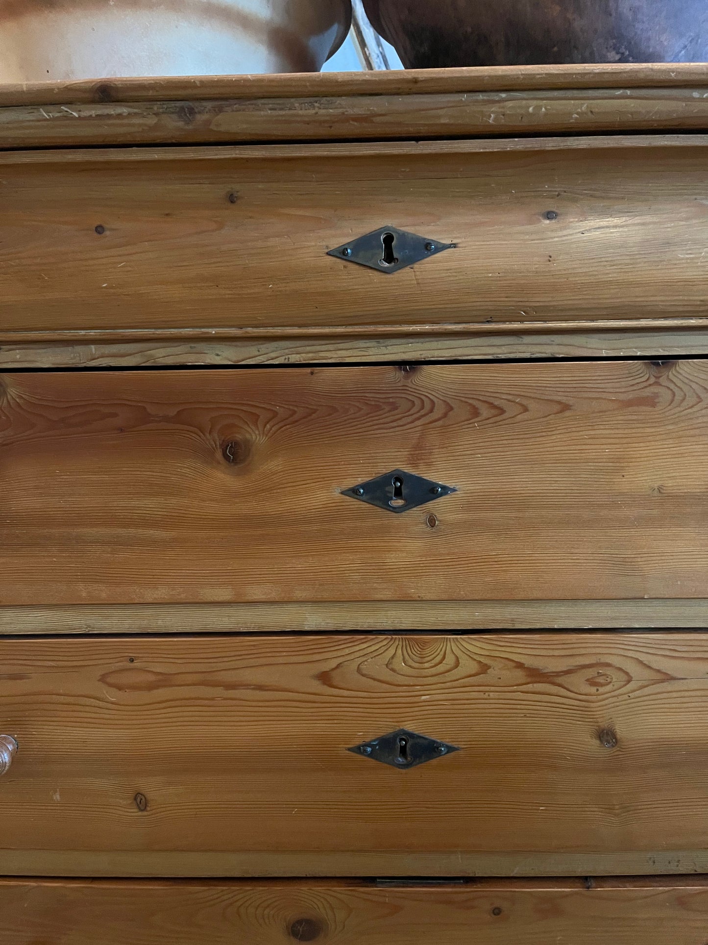 European pine chest drawers